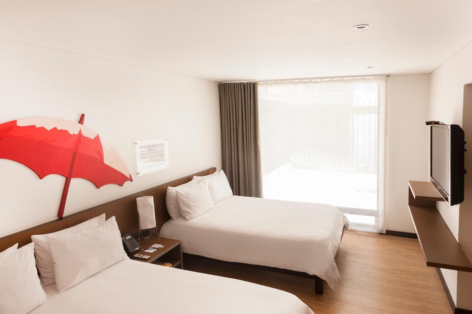 Hotel Viaggio Nueve Tres โบโกตา ภายนอก รูปภาพ