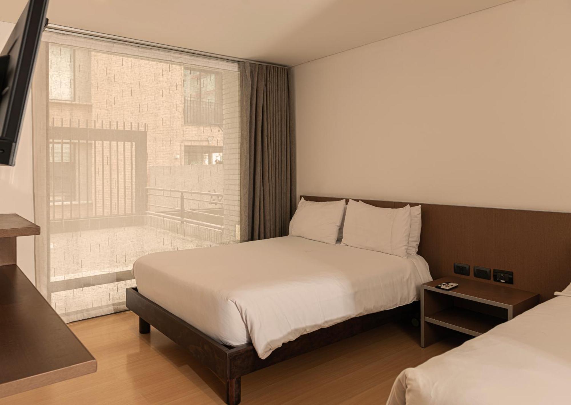 Hotel Viaggio Nueve Tres โบโกตา ภายนอก รูปภาพ